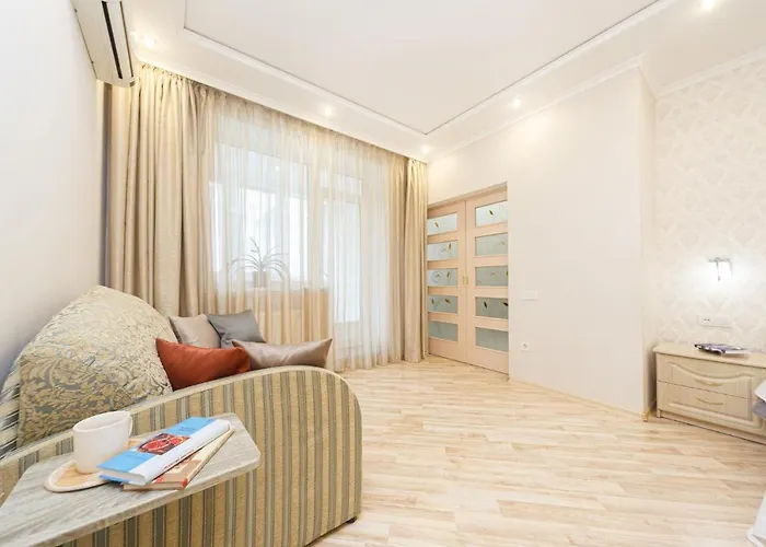 красивая рядом с аркадией и парком * Odessa