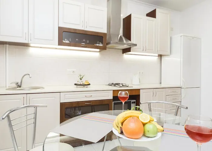 красивая рядом с аркадией и парком *