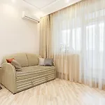 Apartmán красивая рядом с аркадией и парком