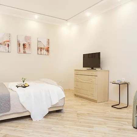 красивая рядом с аркадией и парком Apartment *